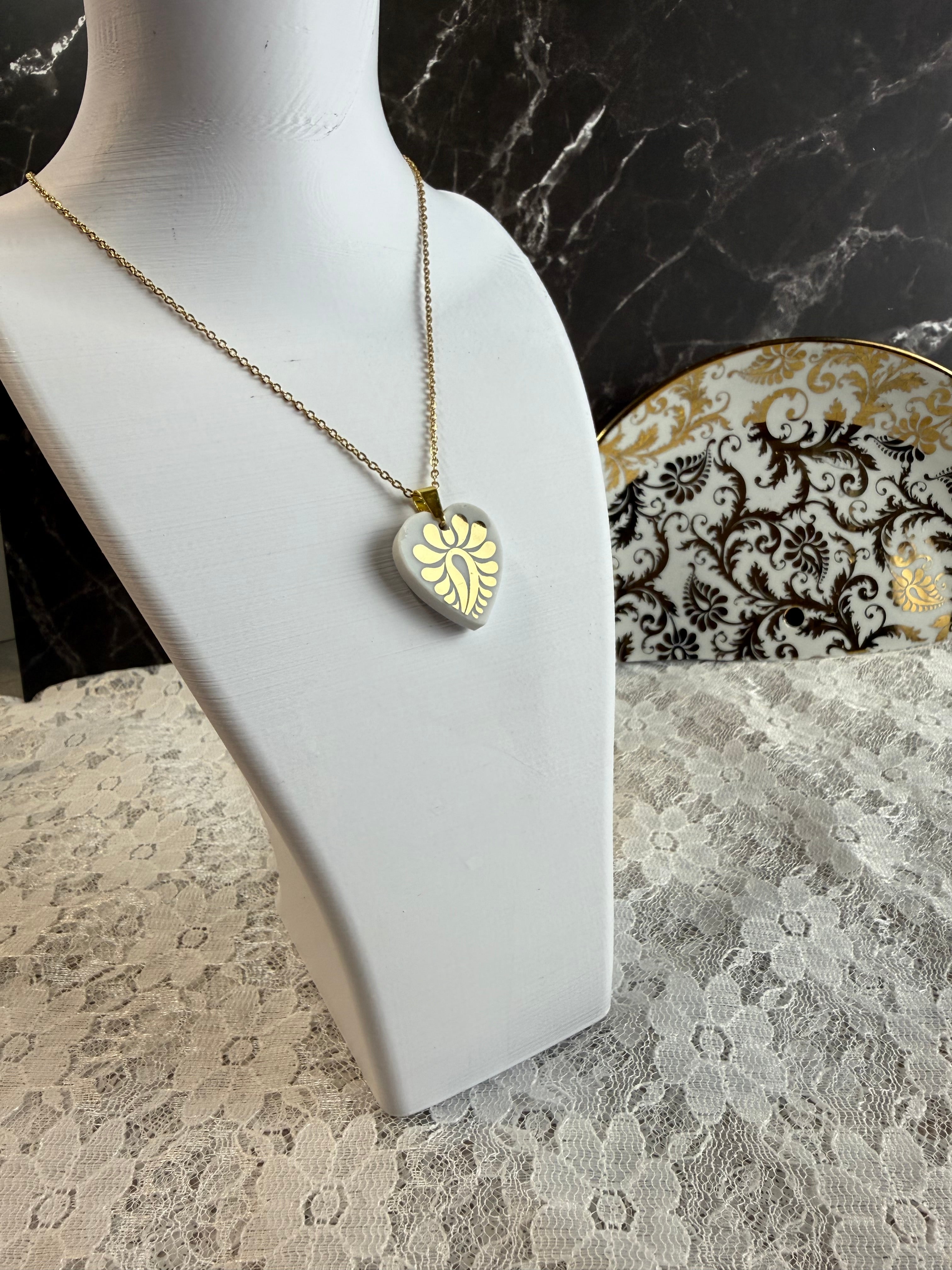 Pendentif Collection Essence doré