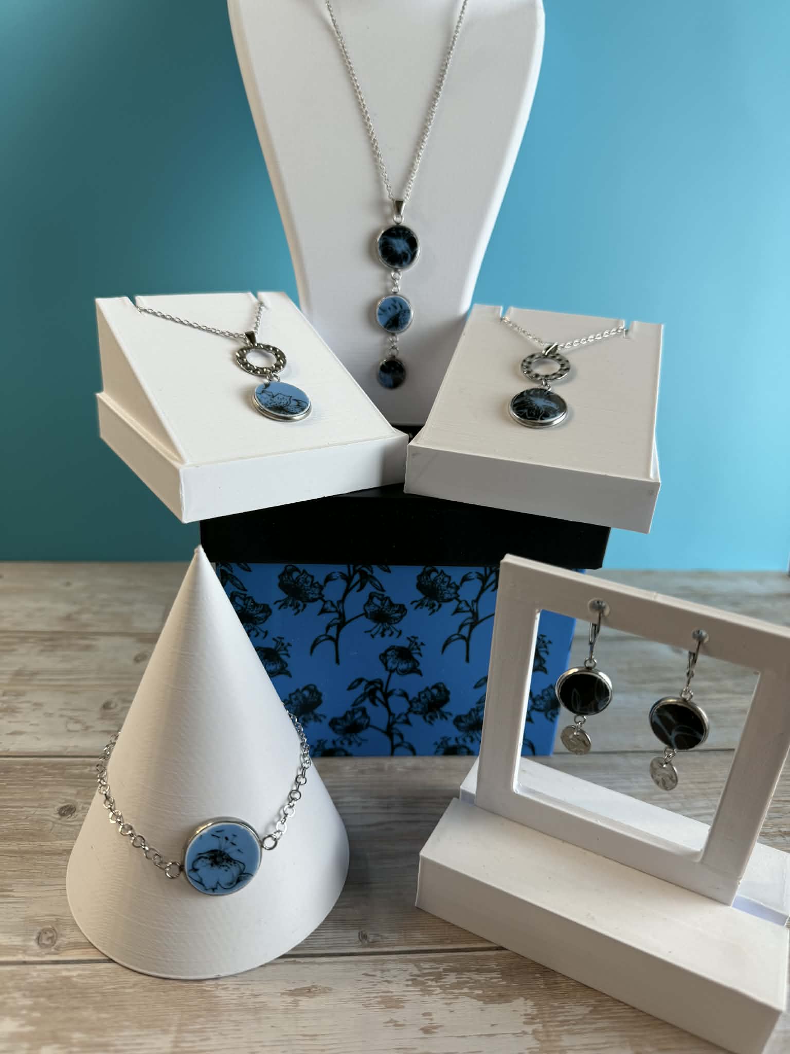 Boucle d'oreille Collection Black Blue