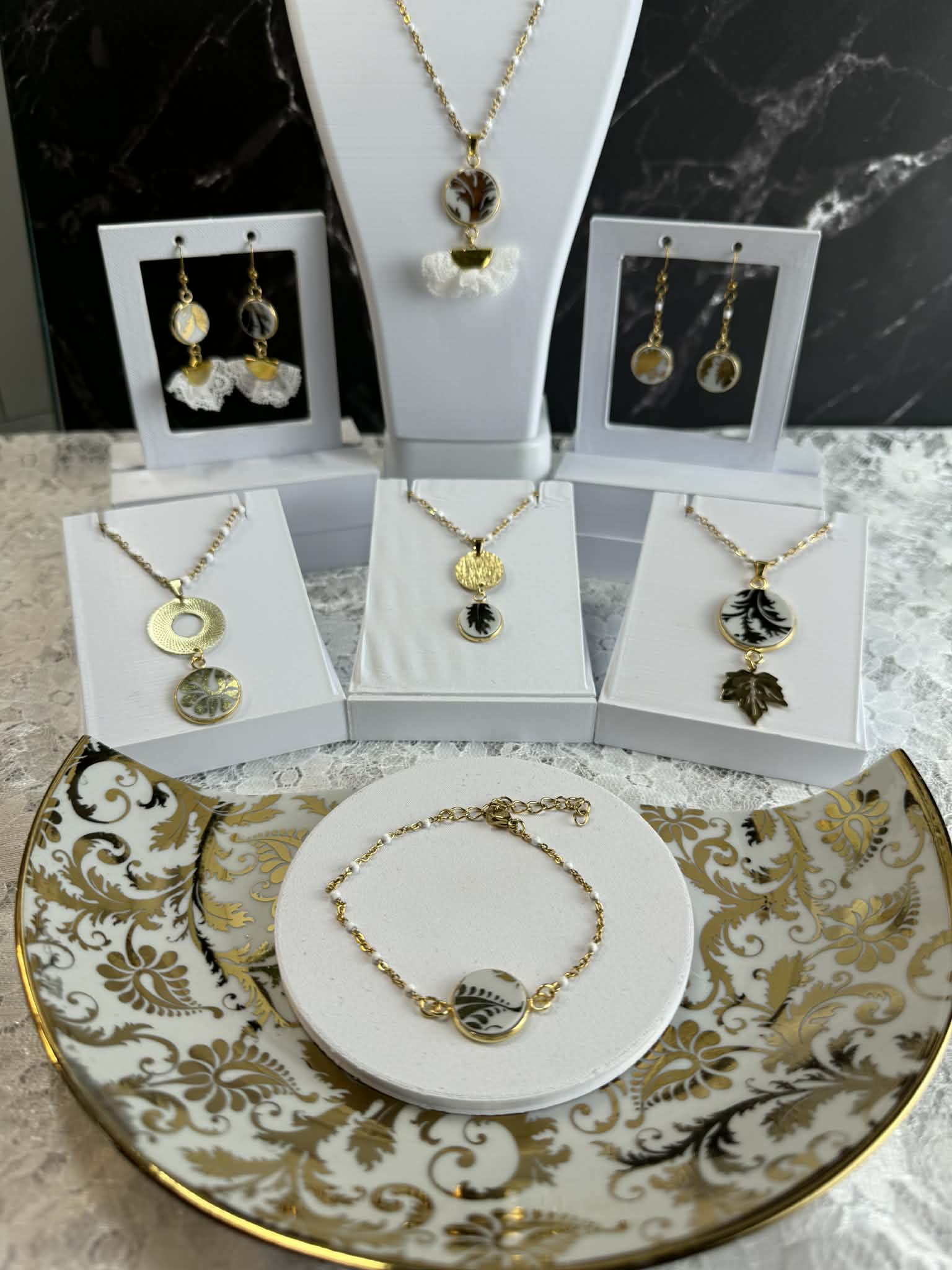 Boucle d'oreille Collection Essence doré